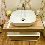 公寓 Wood & White *
